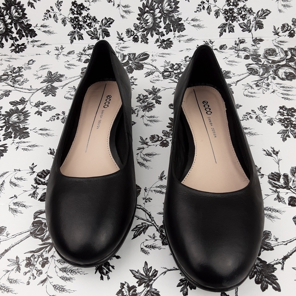 ecco anine ballerina